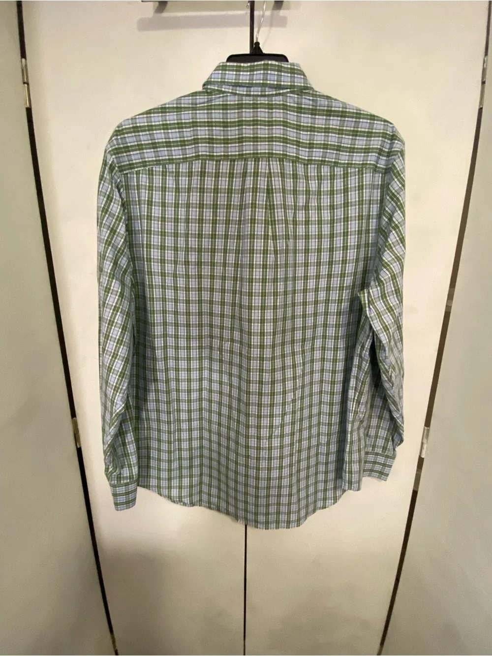 Banana Republic Green and Blue Plaid Button-Down XL Non-Iron Shirt Preppy